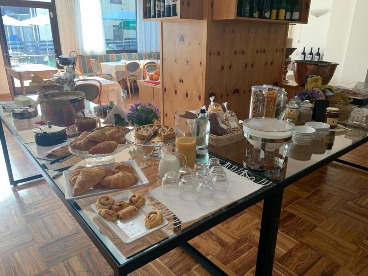 Hotel Posta Aprica Bagian luar foto
